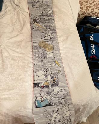 Snowboard 156cm con attacchi