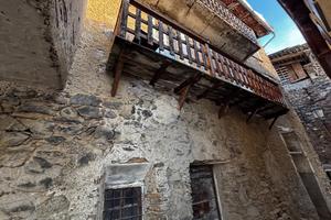 CASA SEMINDIPENDENTE A PONTE DI LEGNO