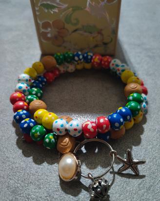 Bracciale colorato portafortuna con 3 ciondoli