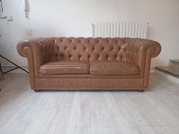 Divano + Poltrona Chesterfield da restaurare