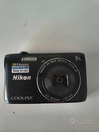 Nikon Coolpix S3700 wifi  Set completo di scatola