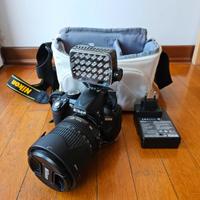 Kit Fotocamera Nikon D3100+Obiettivo+Flash+Borsa