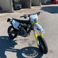 Husqvarna 450 omologato motard