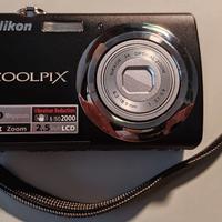 Nikon COOLPIX S220 FOTOCAMERA DIGITALE (nera)