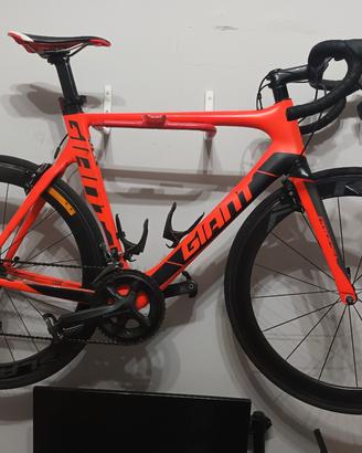 Giant Propel