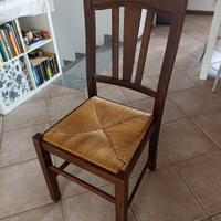 sedia in legno con seduta in paglia