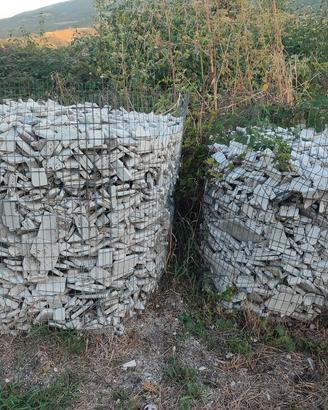 Pietre da rivestimento e tegole nuove