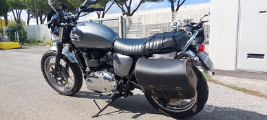 Triumph Bonneville T100 accessoriata