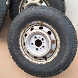 225/75 R16 C SET RUOTE INVERNALI 