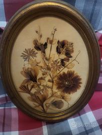 quadretto vintage con fiori pressati
