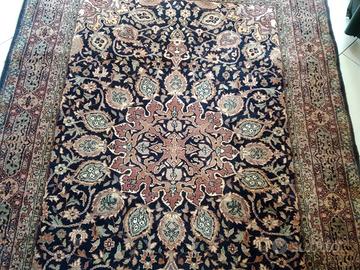 Bel tappeto persiano 120x180