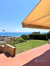 Casa con vista mozzafiato