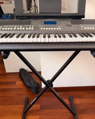 Tastiera Arranger Yamaha PSR S670