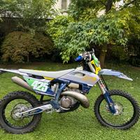 Husqvarna TE 250 2t 2025 Enduro