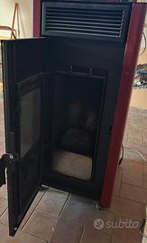 Termostufa a Pellet Idro Kalon Rosso Bordeaux