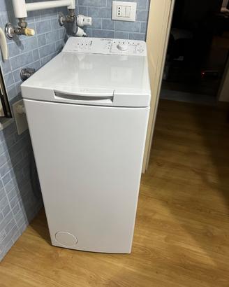 Lavatrice indesit a caricamento superiore