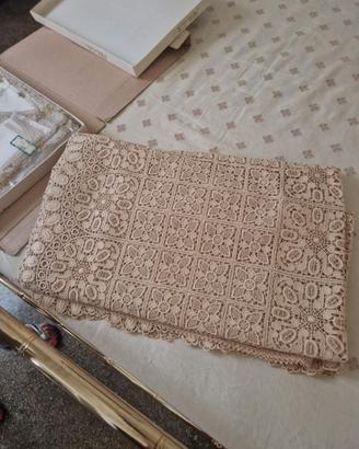 Copritovaglia in lino + copriletto mai usato