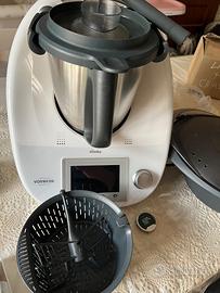 Bimby TM5 Vorwerk Completo di Cook Key e Accessori