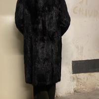 Pelliccia marrone lunga