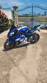 Yamaha r125