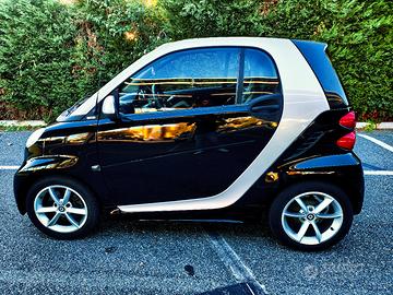 Smart Fortwo anno 2012 MHD Coupe