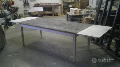 tavolo con piano legno vecchio prolunghe esterne