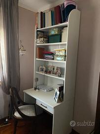 Libreria con scrivania