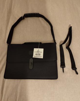 Borsa porta documenti.