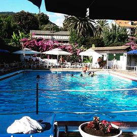 Villetta con piscina sestri levante