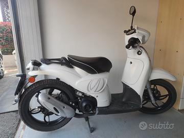 scarabeo 50 2tempi street 