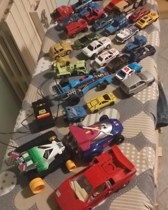 N. 33  modellini macchinine da collezione 