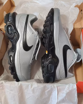 nike air max plus tiempo