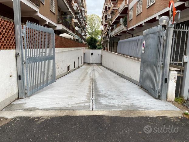 POSTO AUTO A ROMA