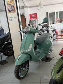 PIAGGIO Vespa 125 Primavera NEW 80 th 7