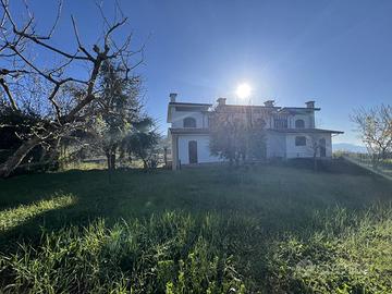 Villa bifamiliare Torre Cajetani [V5110VRG]