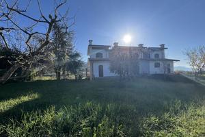 Villa bifamiliare Torre Cajetani [V5110VRG]