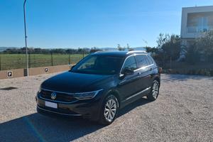 Volkswagen Tiguan 2.0Tdi Elegance 150cv cambio DSG