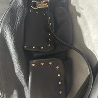 Borsa serapian