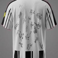 Maglia Juventus AUTHENTIC 25/26 (XL) - Autografata