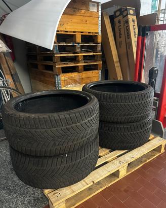 Pneumatici 255 35 r 21 Mercedes Gla invernali