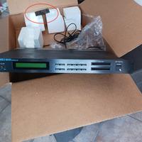 Roland U-220 nuovo con scatolo originale + card su