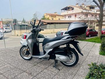 HONDA SH 300 i PASSAGGIO E TAGLIANDO INCLUSO MIN