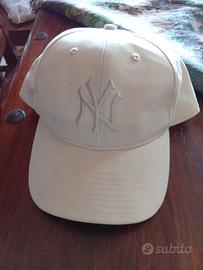 Cappellino NY Yankees Beige