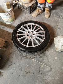 Cerchi e gomme 225/50/17