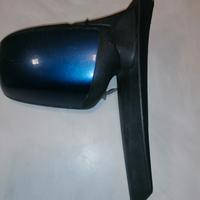 specchietto retrovisore lato sinistro