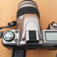 fotocamera reflex pellicola 