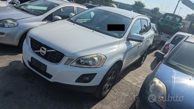 VOLVO XC60 2.4 D 2008-2013 2.4 D5 Diesel AWD aut. 