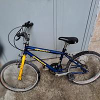 bicicletta  misura 20. funzionante  x ragazzini