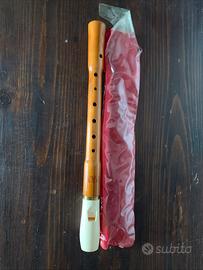Flauto dolce vintage in legno e melanina