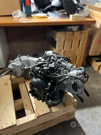 Blocco motore honda sh/forza/adv 350